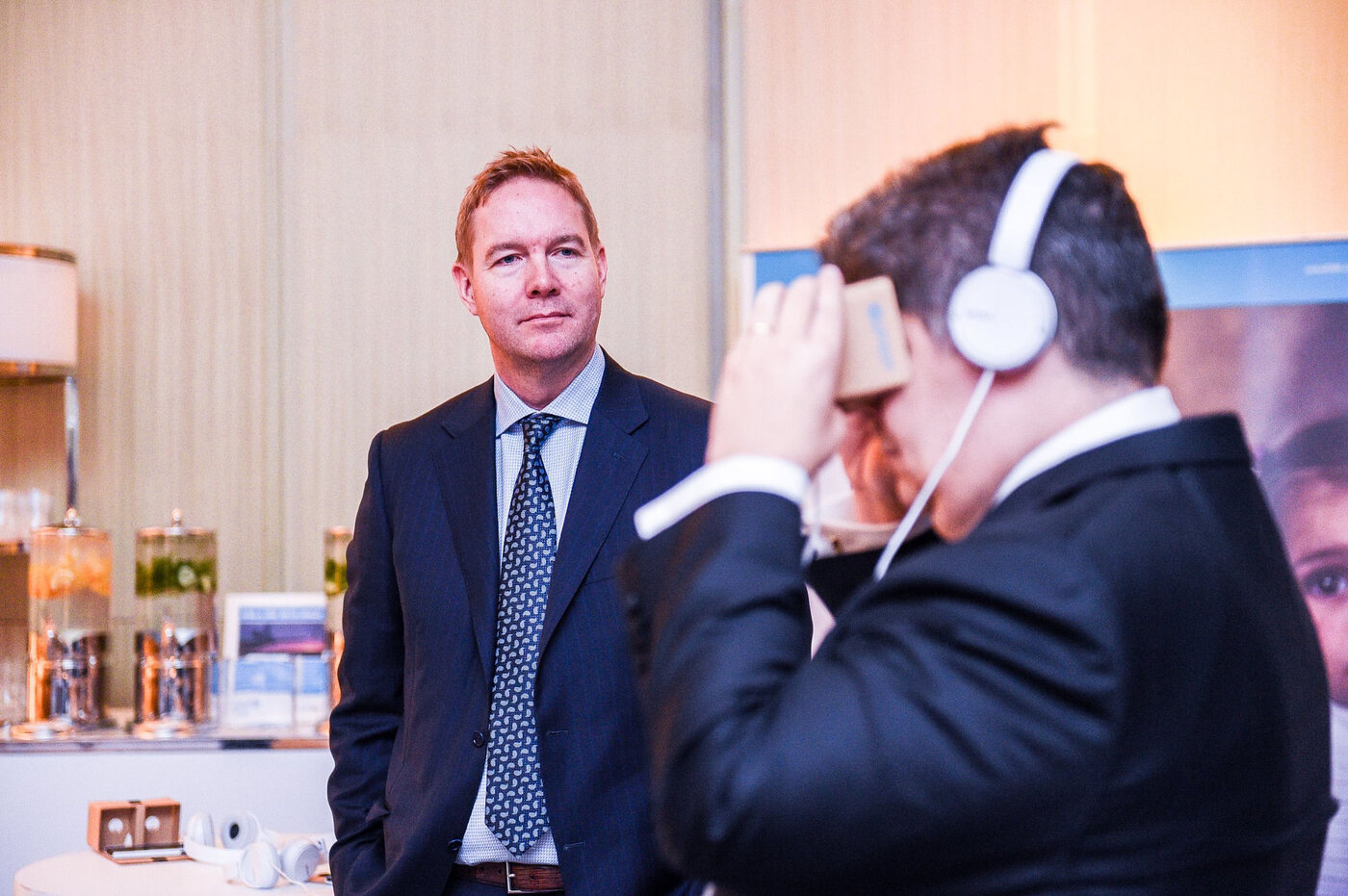 Guests experiencing UNICEF360 side by side at a live event